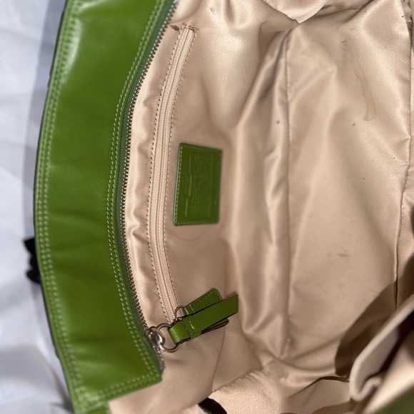 Green Coach Gallery Zip Tote Shoulder Bag - Picture 4 of 4